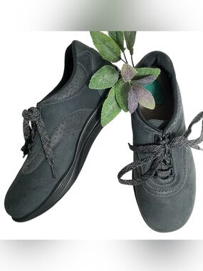 SAS Walking Shoes WMNS Black Leather Walk Easy Comfort Sneaker 8WW (Double Wide)